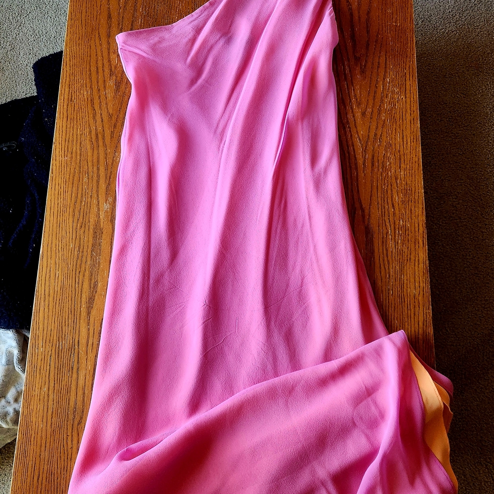 Elegant Pink One-Shoulder Dress